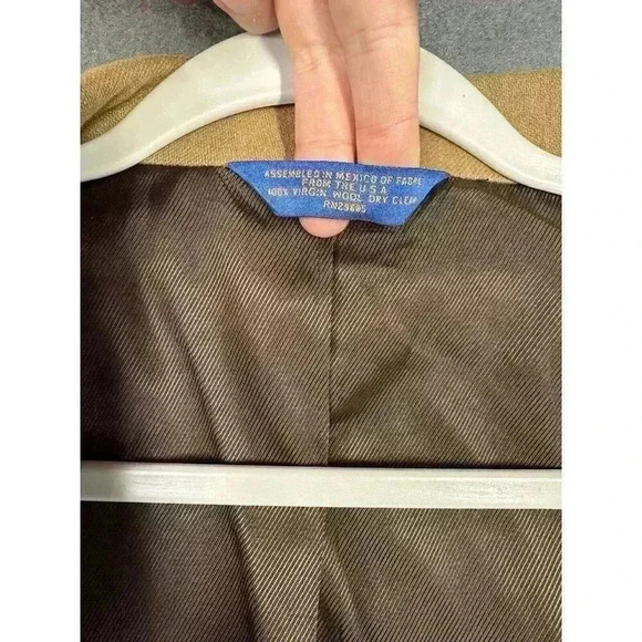 Pendleton Wool Blazer Jacket Size 44 Long Sportcoat Khaki Tan Gold 2 Button EUC - Picture 5 of 12